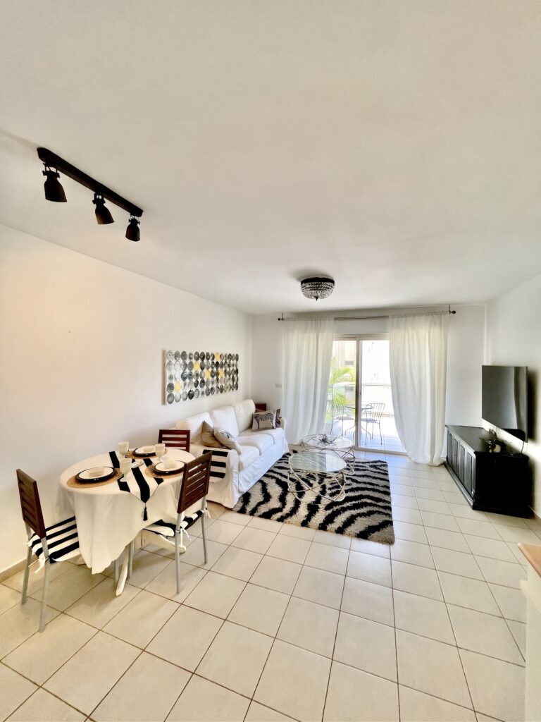 Ramat Yam 1 Herzliya — salon