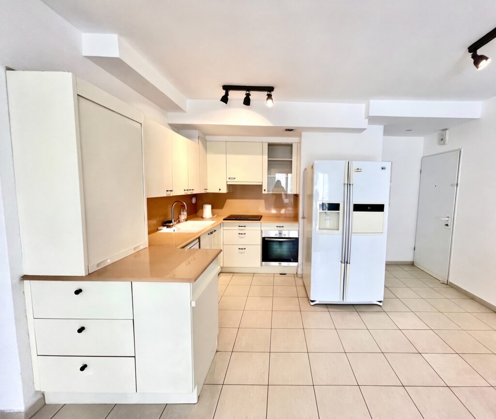 Ramat Yam 1 Herzliya — cuisine