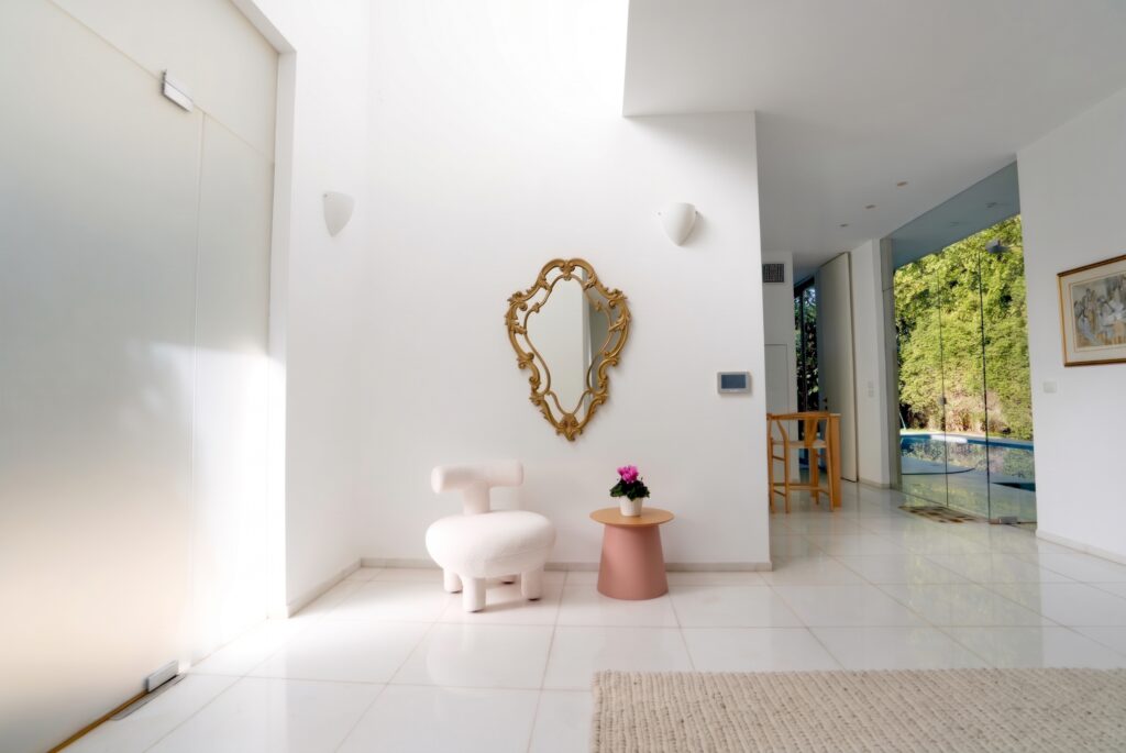 Hatzivonim 6 — intérieur